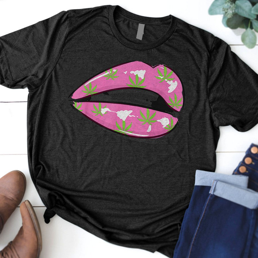 Sexy Kiss Lips Marijuana Leaf Weed Cannabis T-Shirt