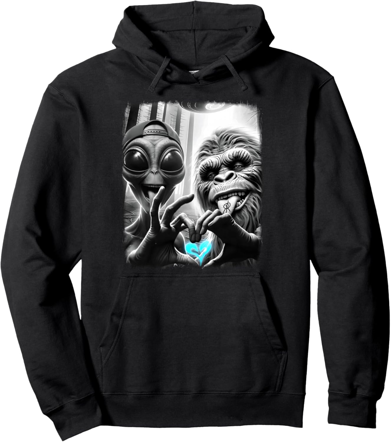 Bigfoot Sasquatch Alien Lovefest Love Hand Sign 0LTD4V Pullover Hoodie