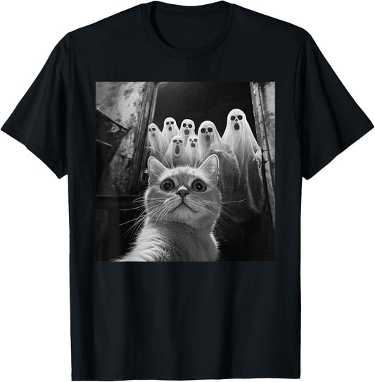 Cat Selfie With Ghosts Funny Cat Halloween T-Shirt