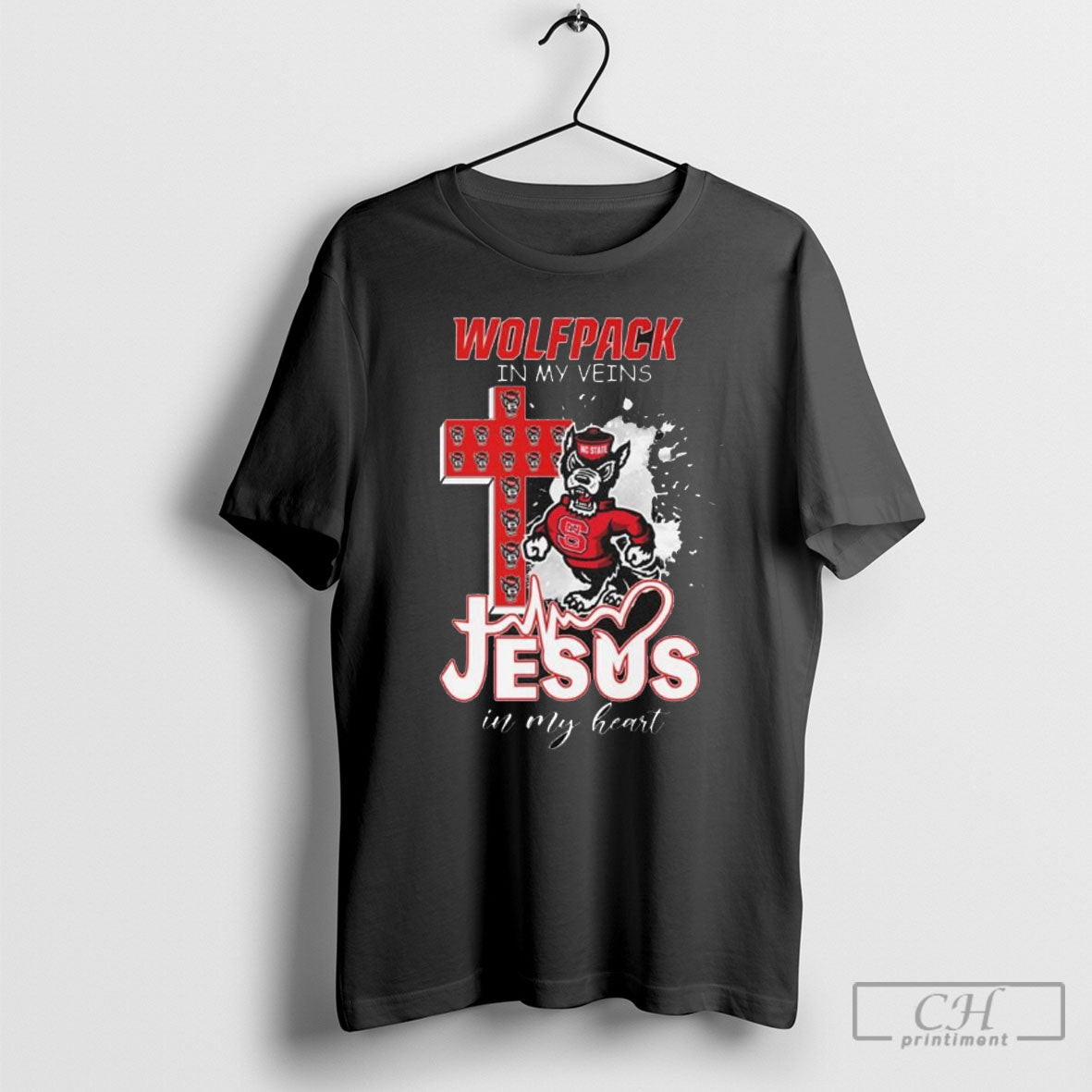 Nc State Wolfpack Mascot My Veins Jesus My Heart 2025 Tank Top