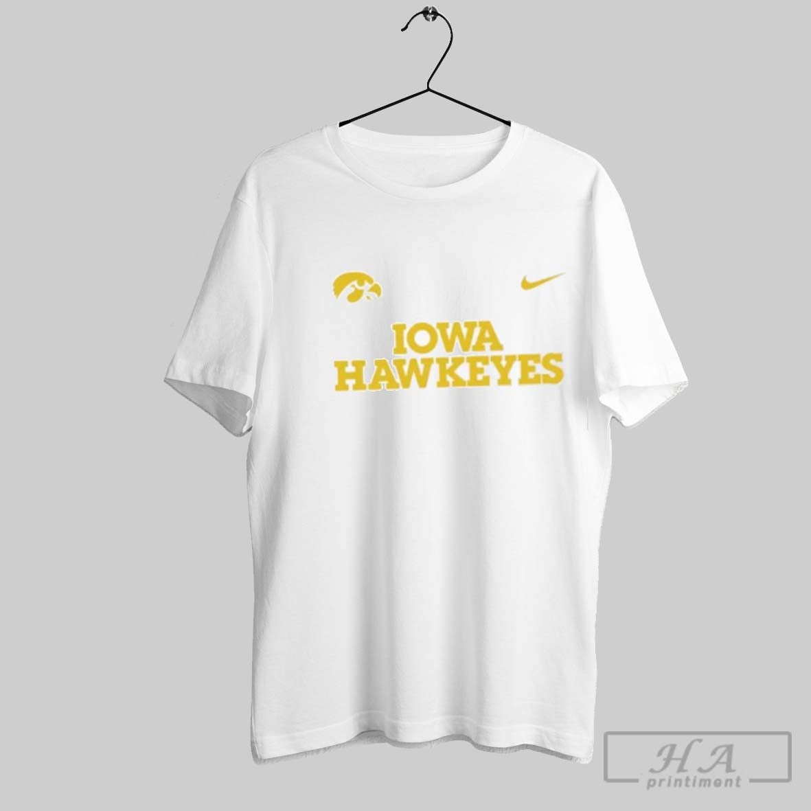 2025 Iowa Hawkeyes Team Under Leadership Coach Kirk Ferentz Fans