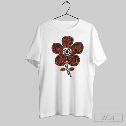 Alisons Halo Gadget Laden Tee Retro Art