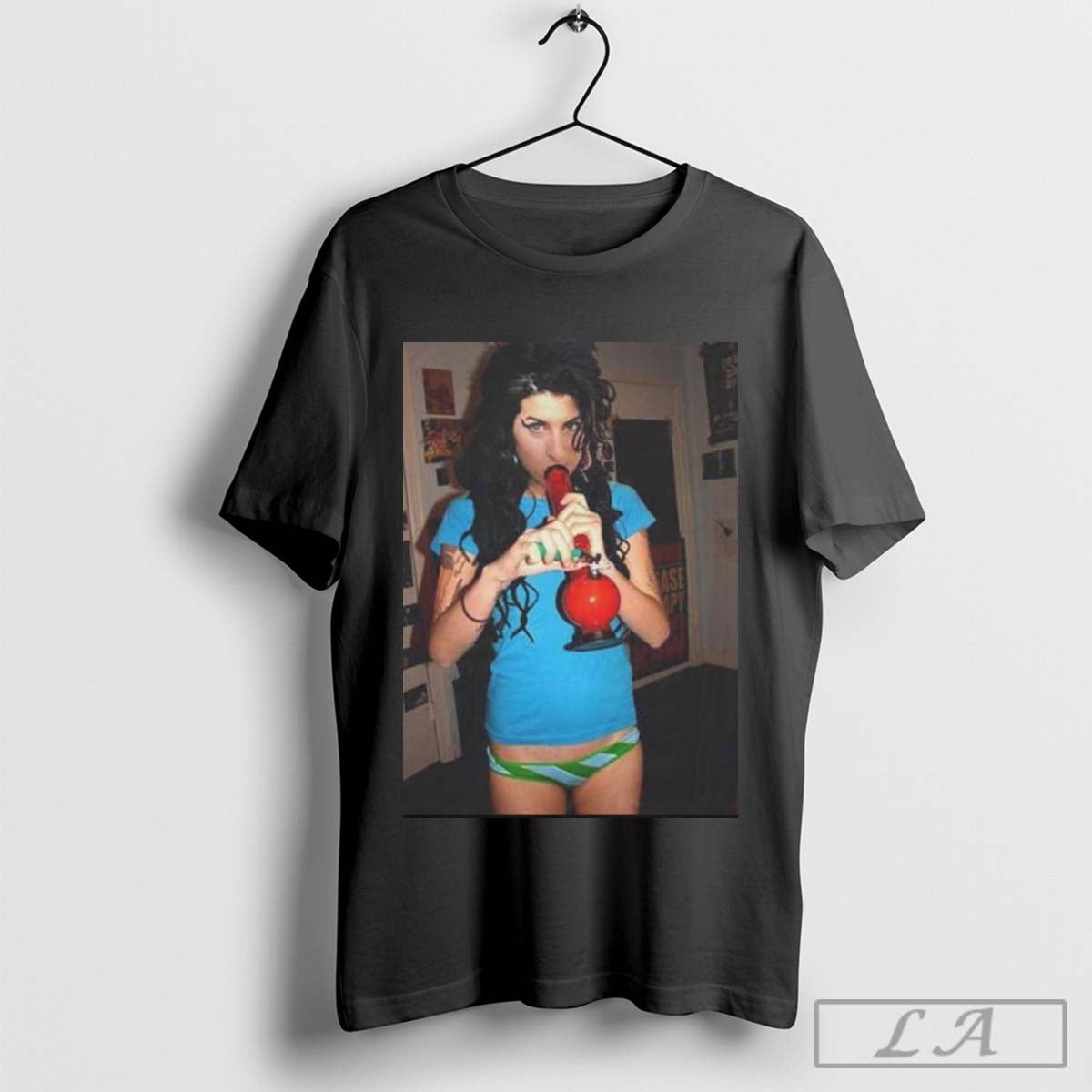 Amy Winehouse Smoking Bong Tee Trendy Art