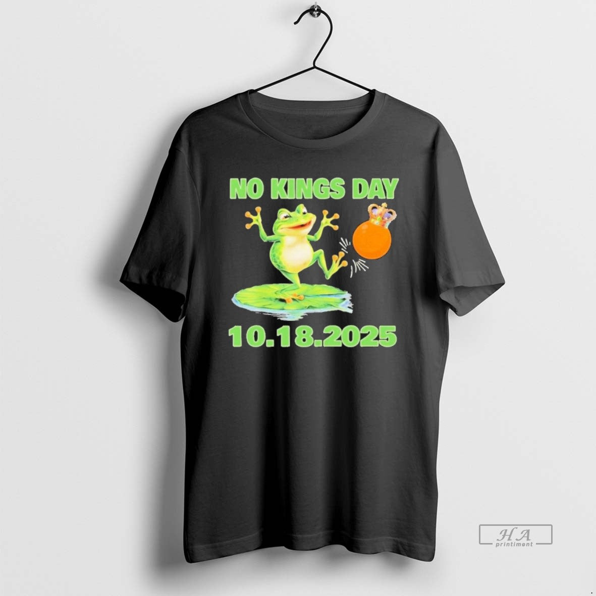 Trendy Portland Frog No Kings Day 10 18 Hoodie Retro Look