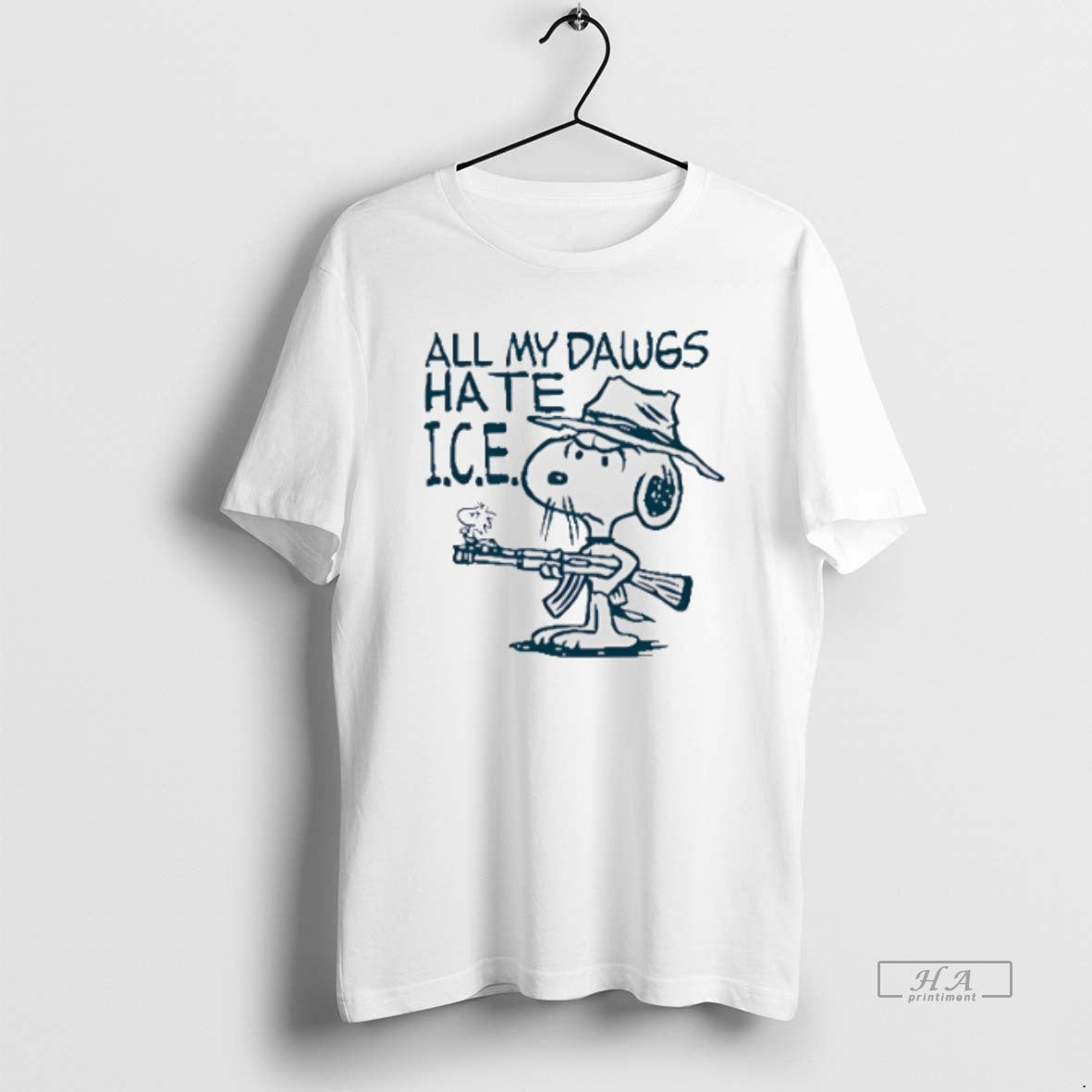 Trendy Snoopy And Woodstock Gun All My Dawgs Hate Ice Sweatshirt