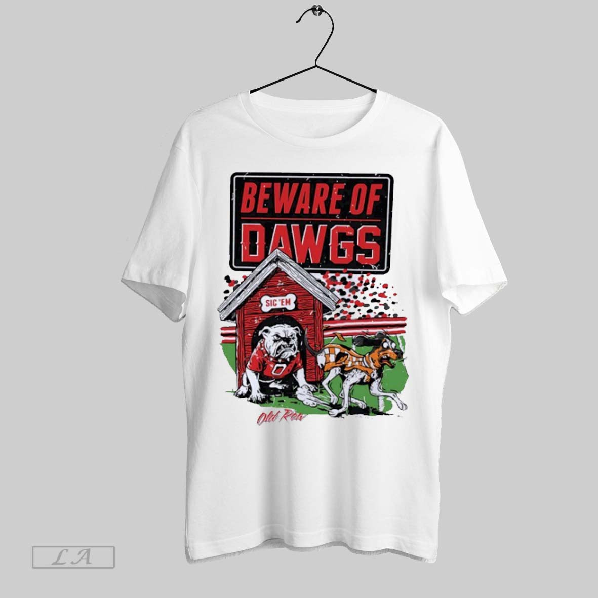 Original Beware Dawgs Old Row Sic Em Bulldog Tee Elegant Art