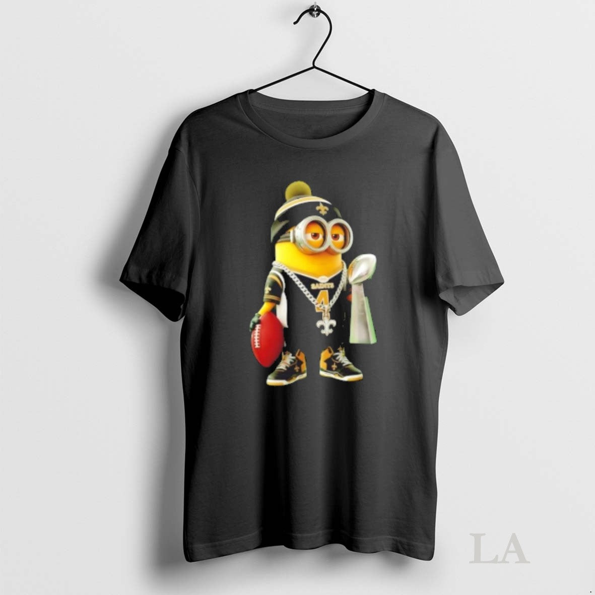 Original New Orleans Saints X Minions Hold Super Bowl Trophy TShirt