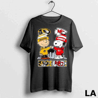 Original Snoopy And Charlie Brown Fist Bump Tigers And Chiefs