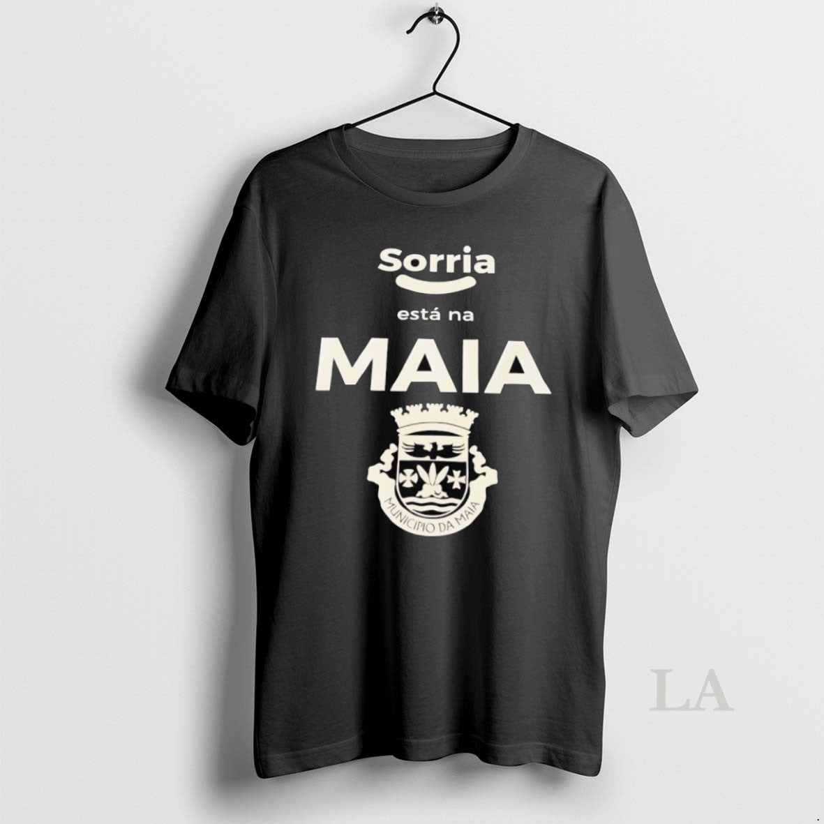 Original Sorria Esta Na Maia Municipio Da Maia Logo Long Sleeve Retro