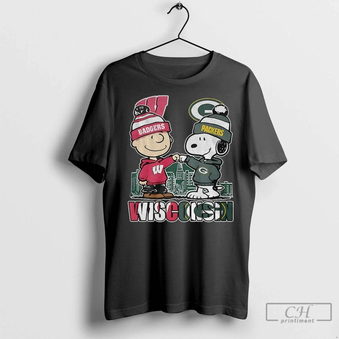 Premium Charlie Brown And Snoopy Wisconsin Badgers 2025 Cheers Green