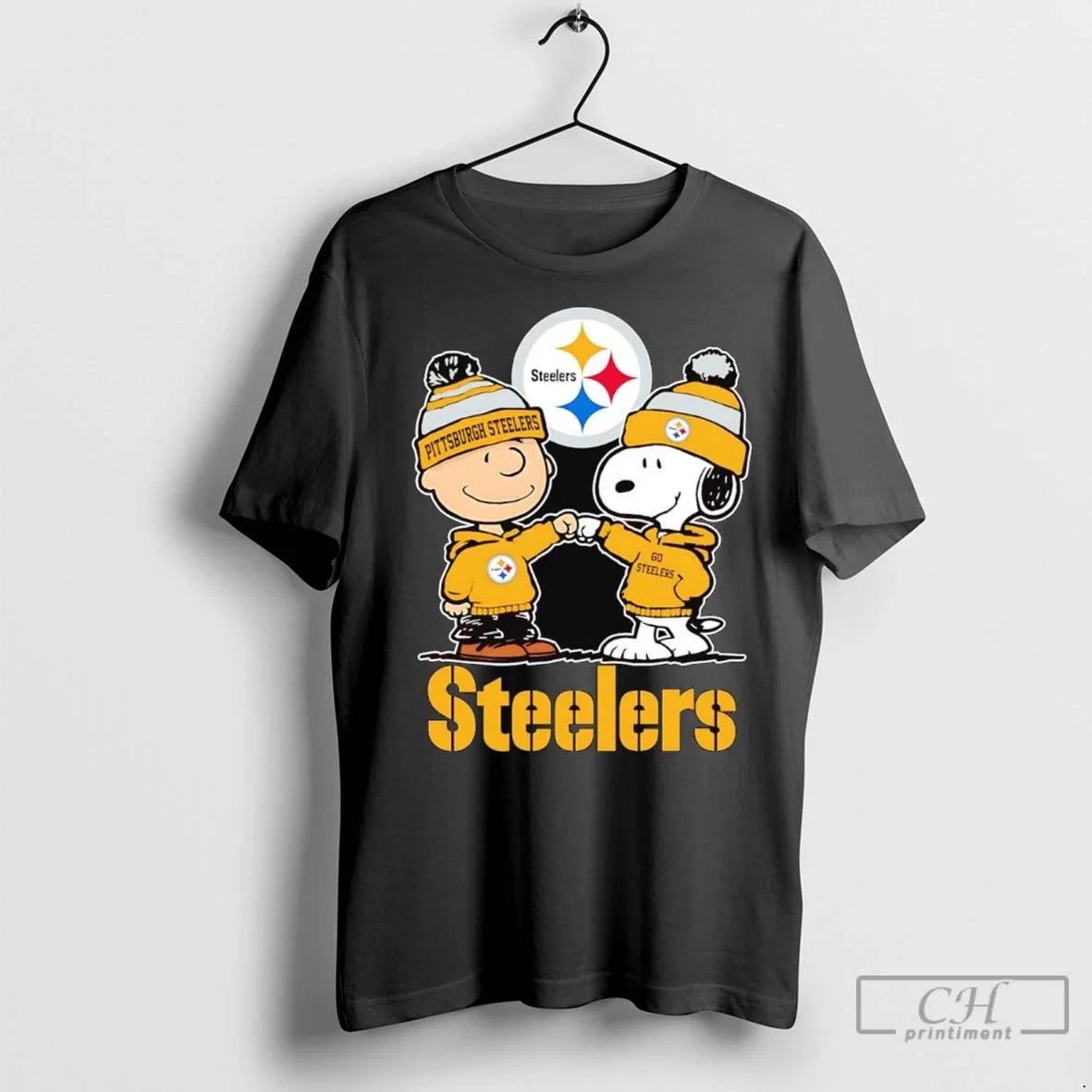 Snoopy And Charlie Brown Fist Bump Pittsburgh Steelers Skyline T