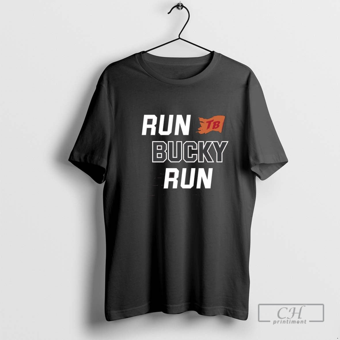 Tampa Bay Buccaneers Run Bucky Run Tee Classic Outfit