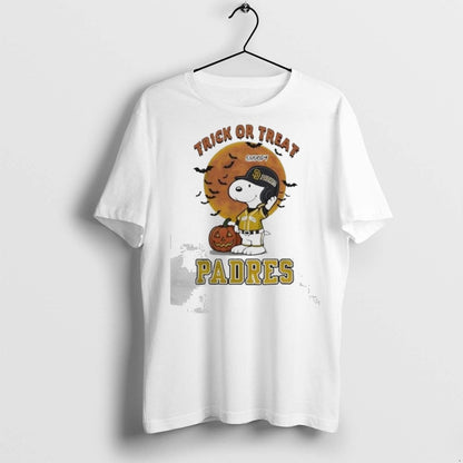 Premium Snoopy San Diego Padres Mlb Trick Or Treat Halloween 2025 T