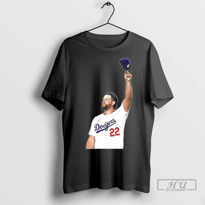 Trending Clayton Kershaw Raises His Cap To Say Goodbye To Fans His