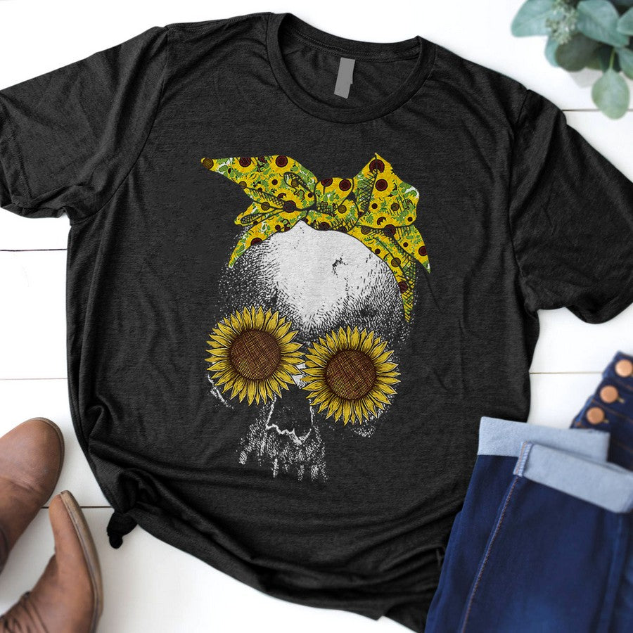 Womens Cute Sunflower Skull Sunflower Bandana Sunflower Love Gift T-Shirt